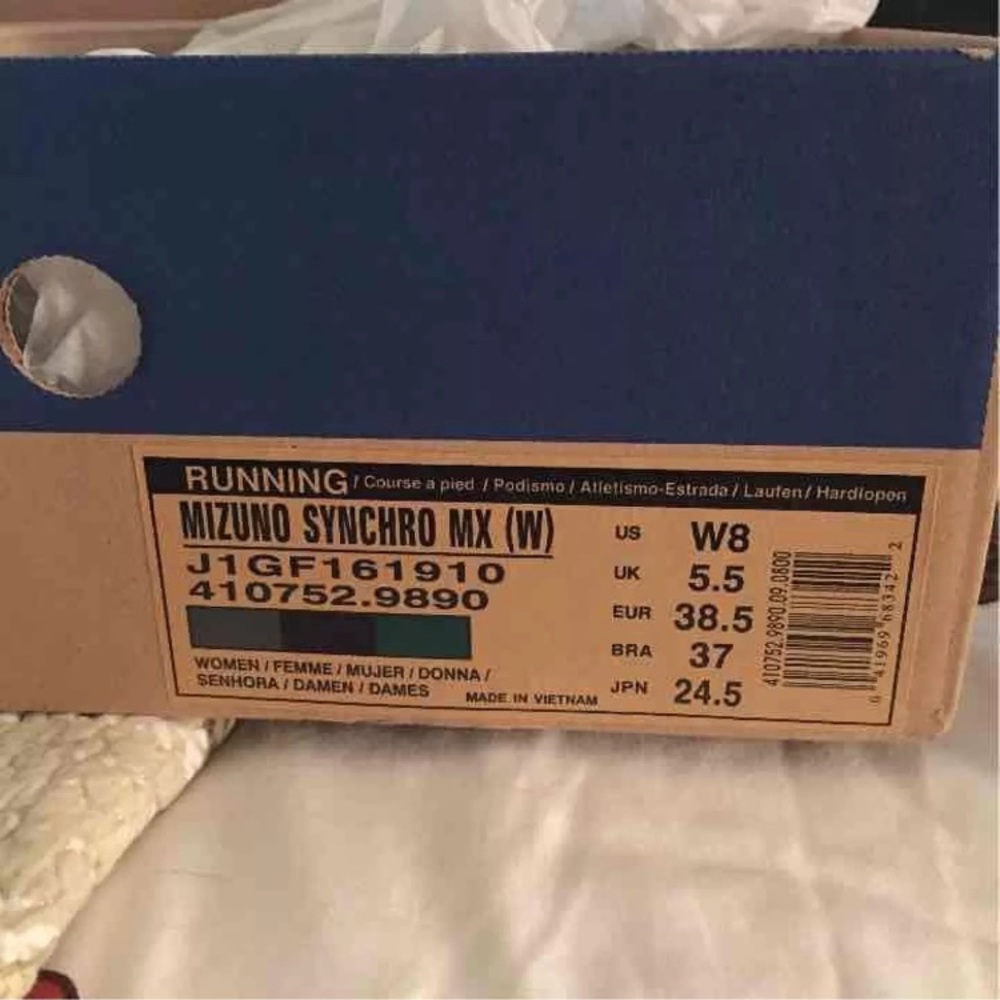 Women's Running Shoe