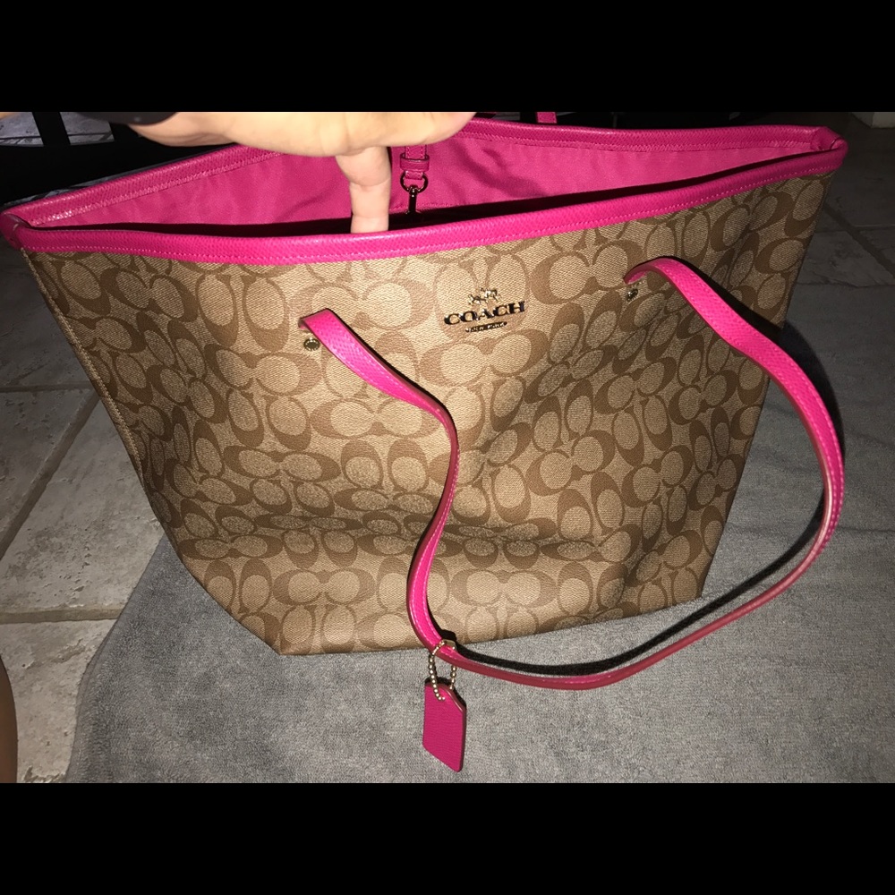 💜Price Drop💜Coach Tote