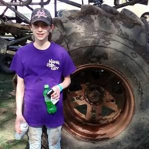 Meet your Posher, Debbie