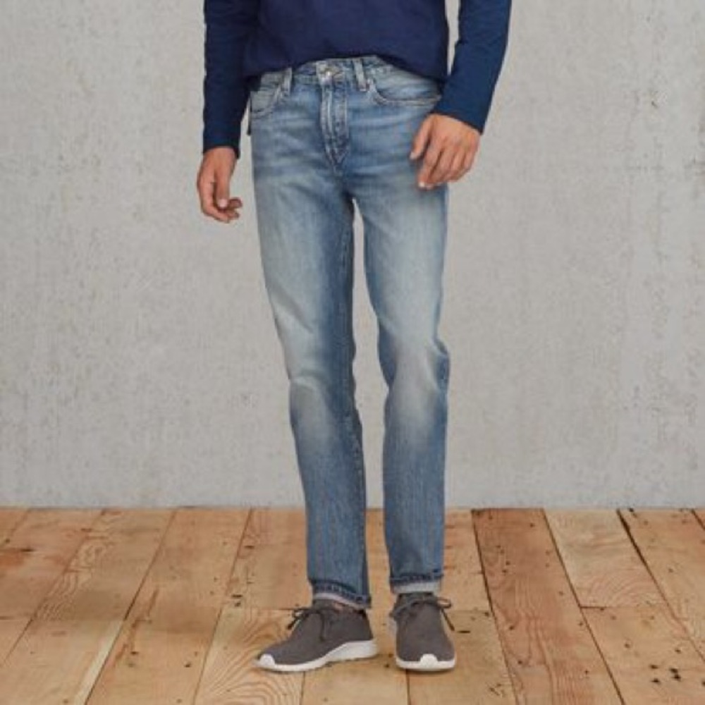 Levi's needle narrow jeans 32x32