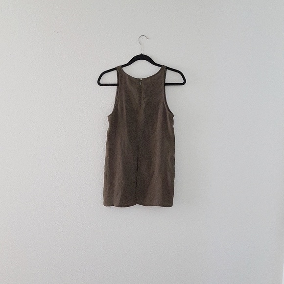 JAPNA olive green sleeveless top with slit back - Picture 3 of 5