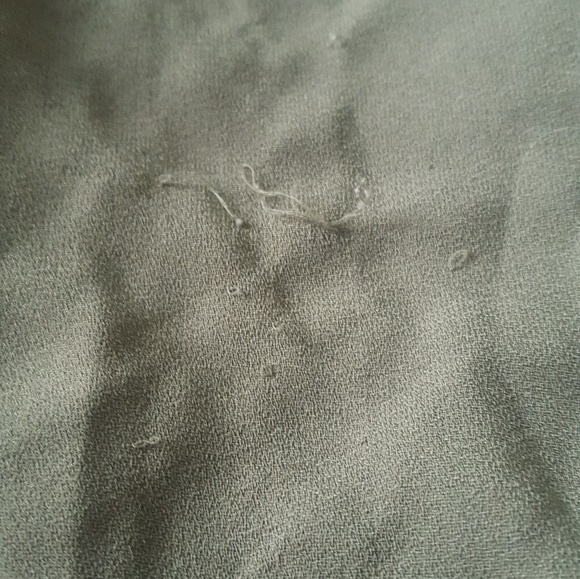 JAPNA olive green sleeveless top with slit back - Picture 4 of 5