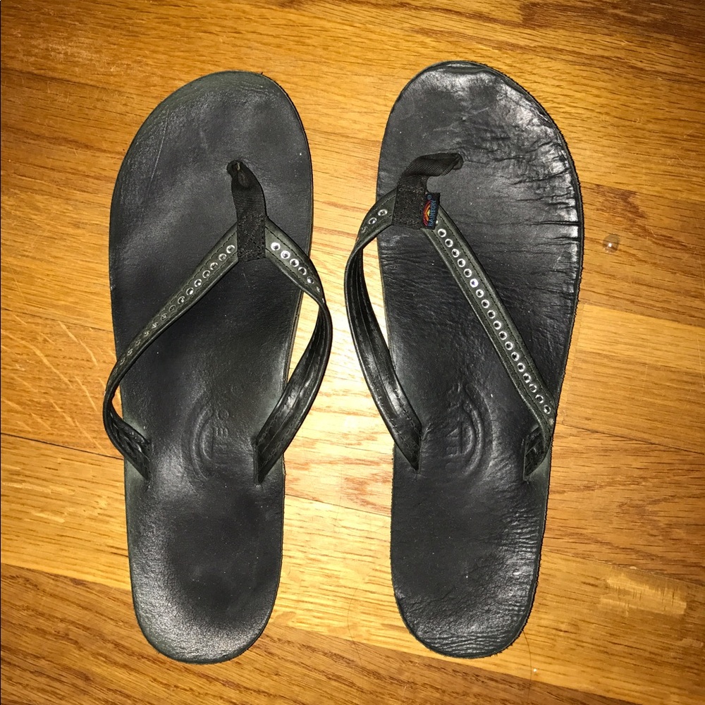 Jeweled black rainbows