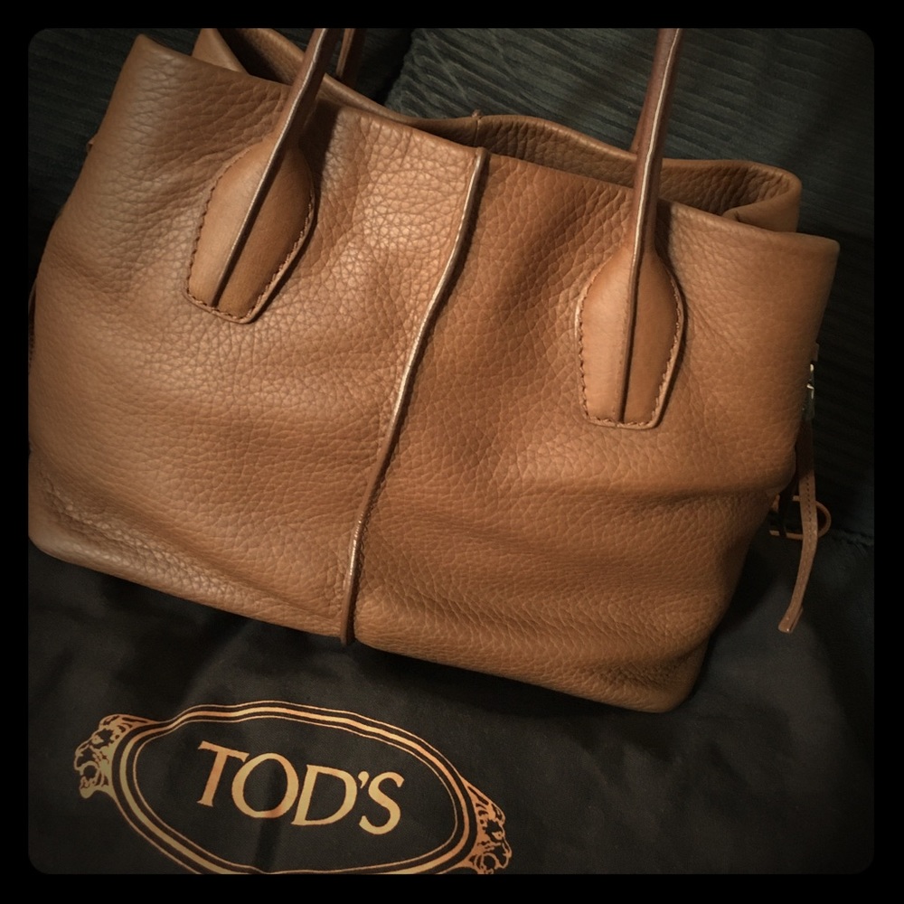 ❌SOLD❌ Tod's Classic Shoulder Bag