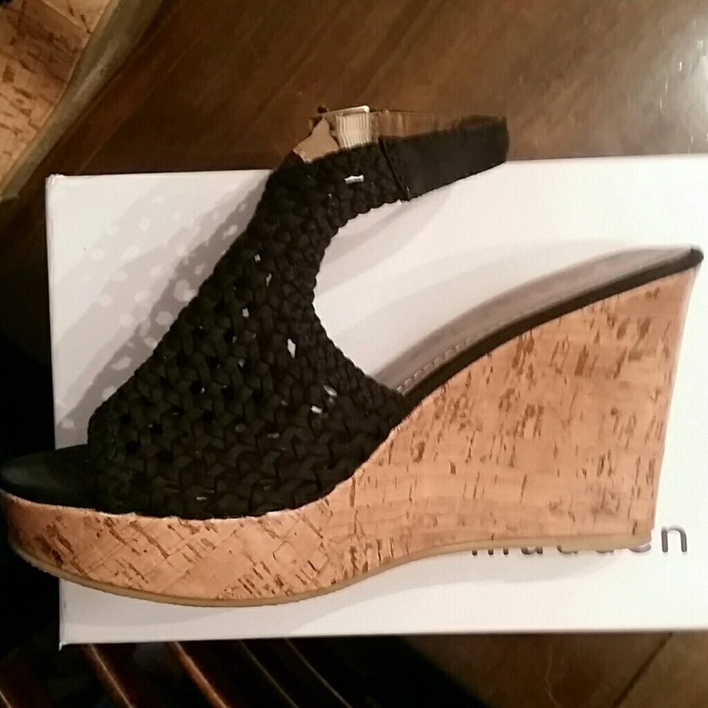 Cork wedge platform shoe