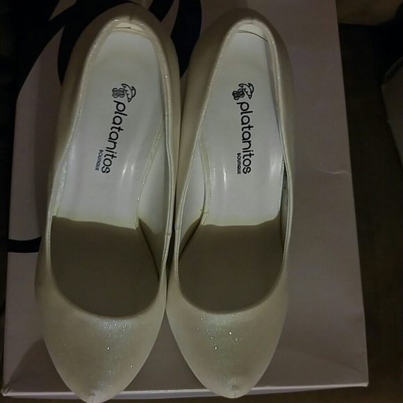 Shoes - Picture 3 of 3