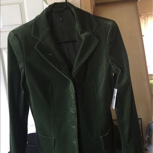 Clover tahari velvet jacket in sz 8. New with tag