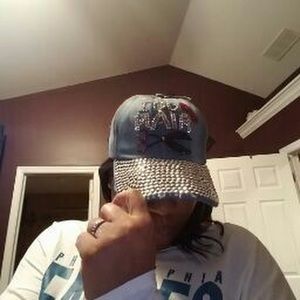 Meet your Posher, Tywania