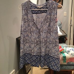 Beautiful Sleeveless blouse ikat pattern worn 2x