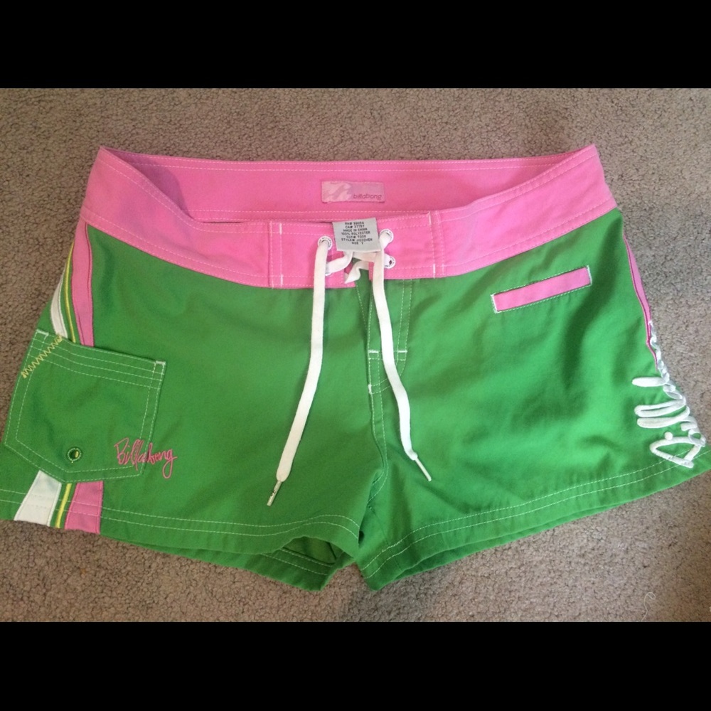 Billabong swim shorts/cover size 7