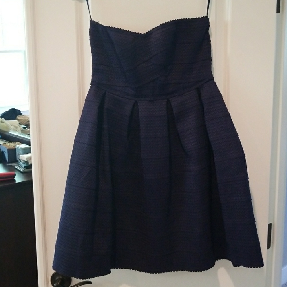 Gabriella Rocha Lorene Sweetheart Neckline Dress