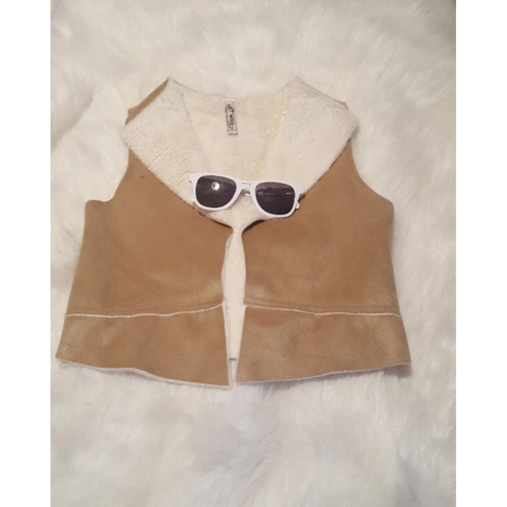 Girls vest
