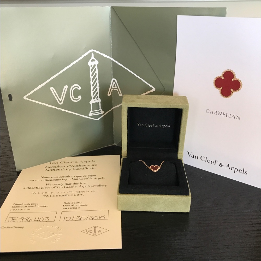 Van Cleef & Arpels Sweet Alhambra Heart Bracelet