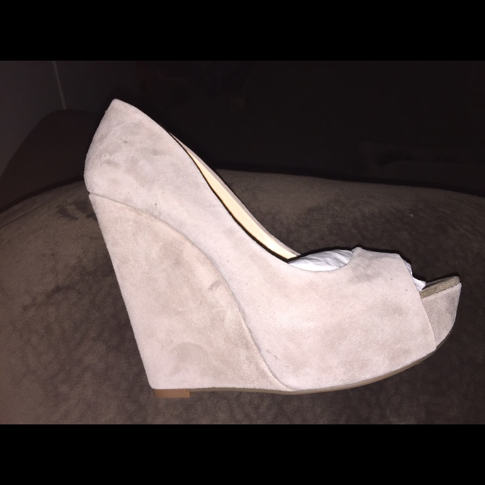 Jessica Simpson wedge peep toe heel