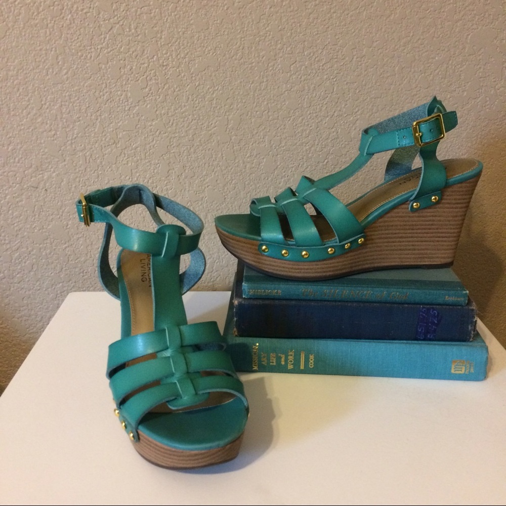 The Perfect Summer Platform Wedges