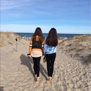 Meet your Posher, Joelle