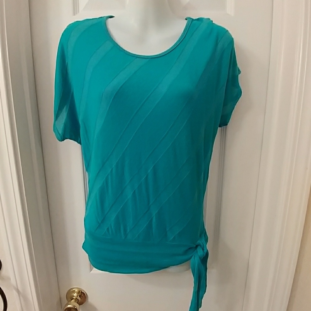 Turquoise colored top