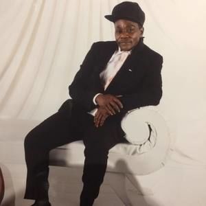 Meet your Posher, Deangelo