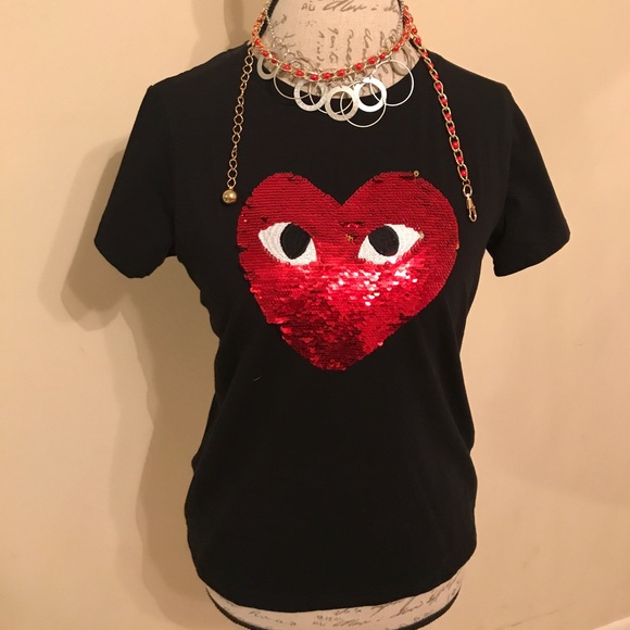 Tops - ❤️ Women's  CDG 😍 play tee