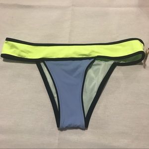 Victoria's Secret Bikini Bottom S