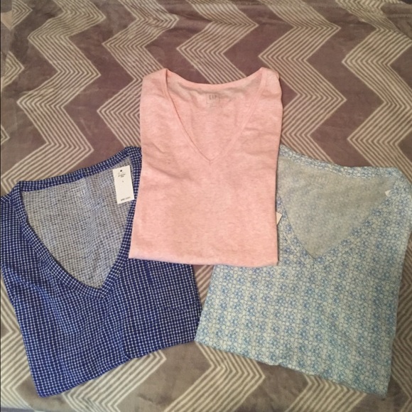 GAP Tops - ‼️NWT Gap shirts‼️