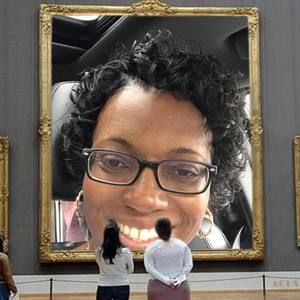 Meet your Posher, Denise