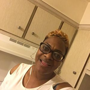 Meet your Posher, Deshawn