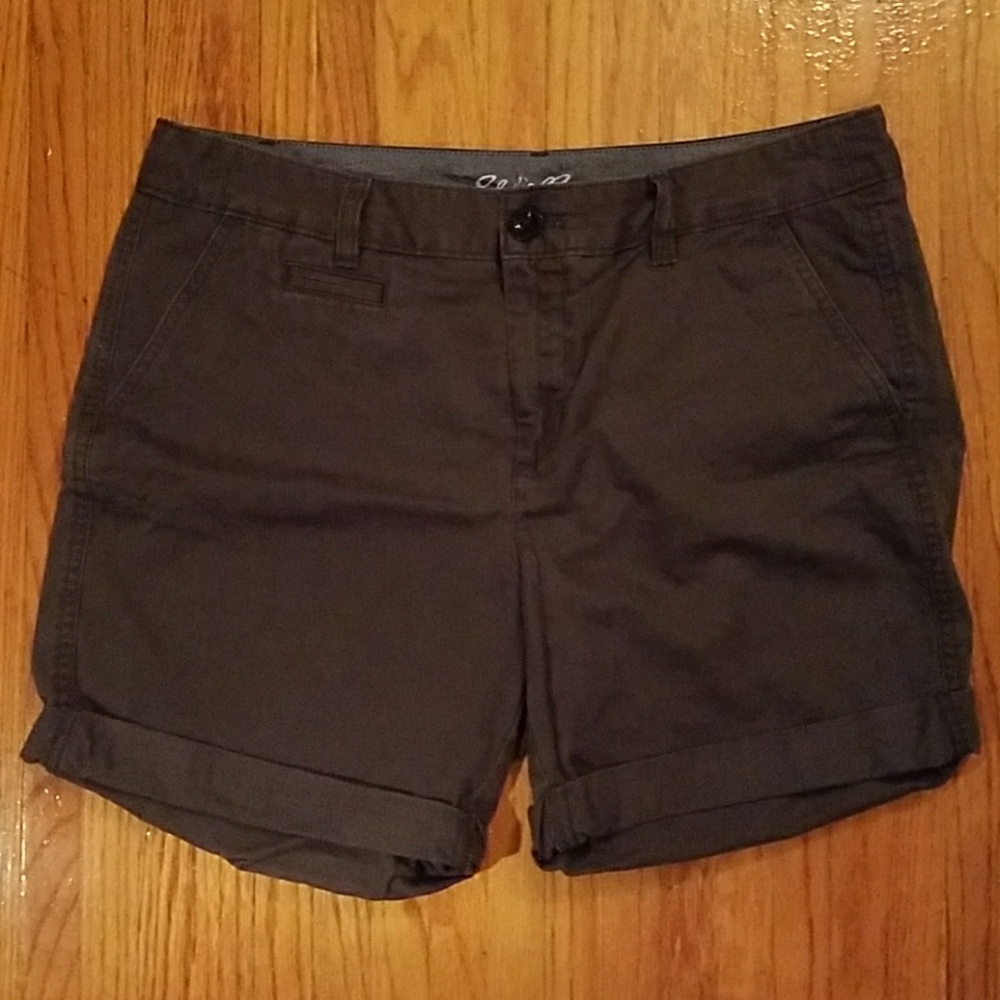 Stone grey boyfriend shorts, Eddie Bauer