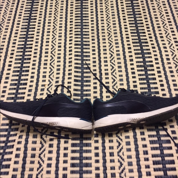 Pumas - Picture 5 of 6