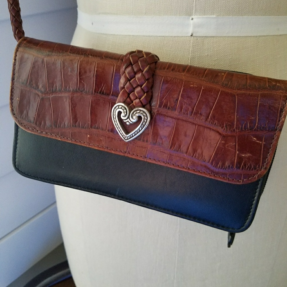 Brighton Crossbody Wallet - Picture 2 of 7