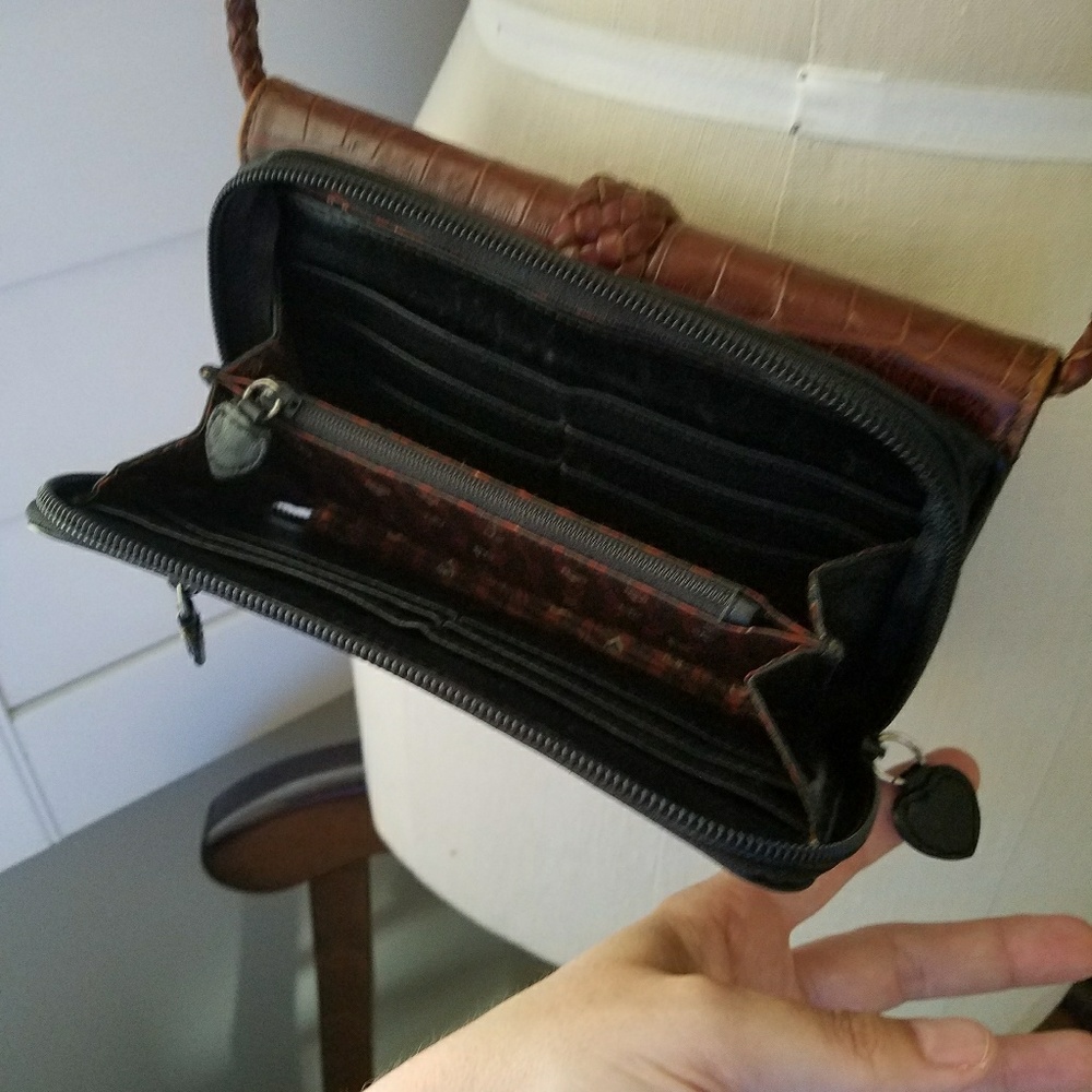 Brighton Crossbody Wallet - Picture 5 of 7
