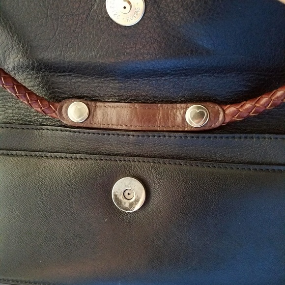 Brighton Crossbody Wallet - Picture 4 of 7