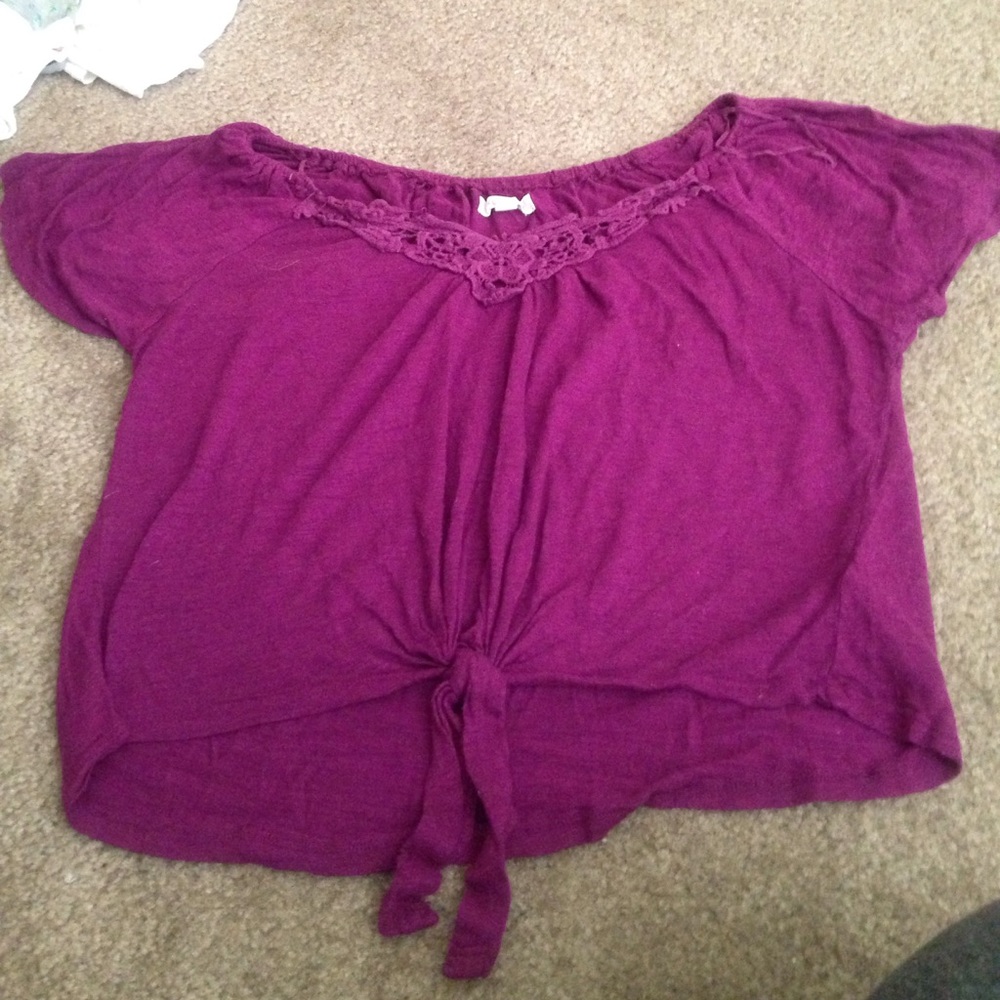 purple short sleeve top