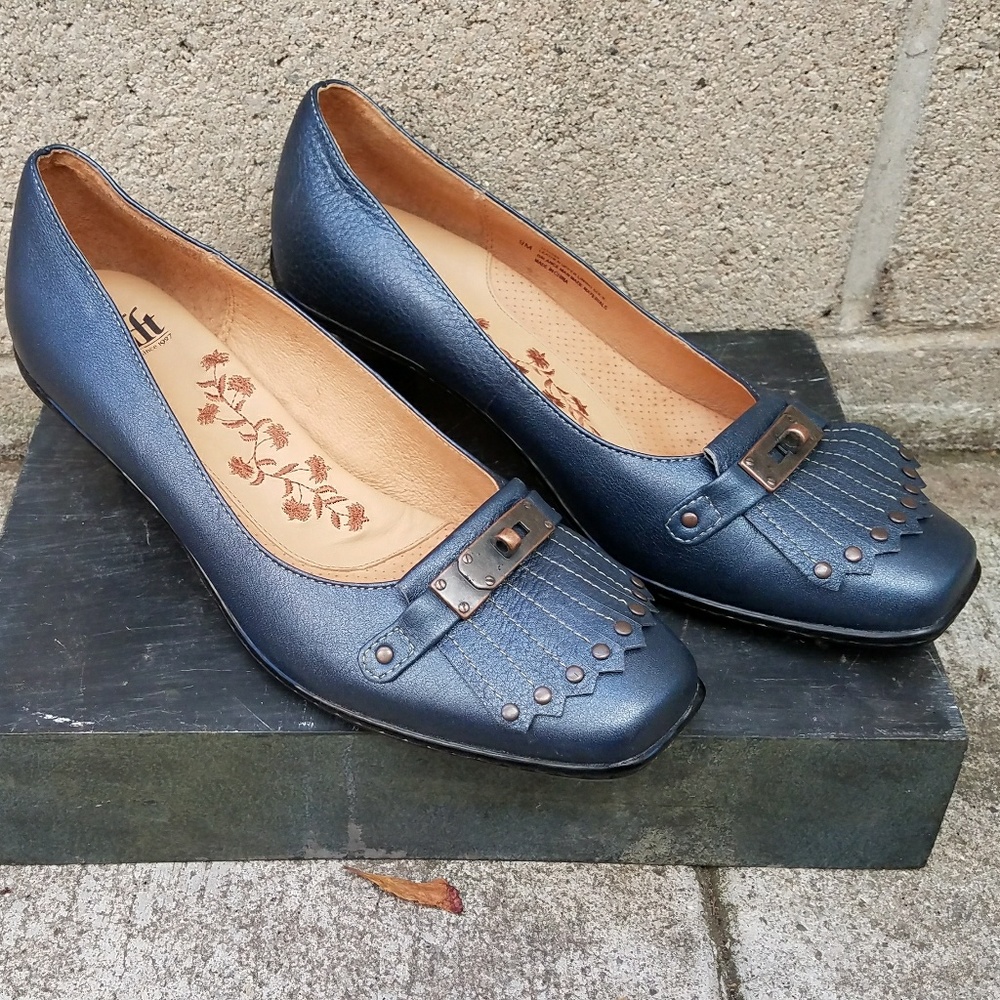 Soft low heels