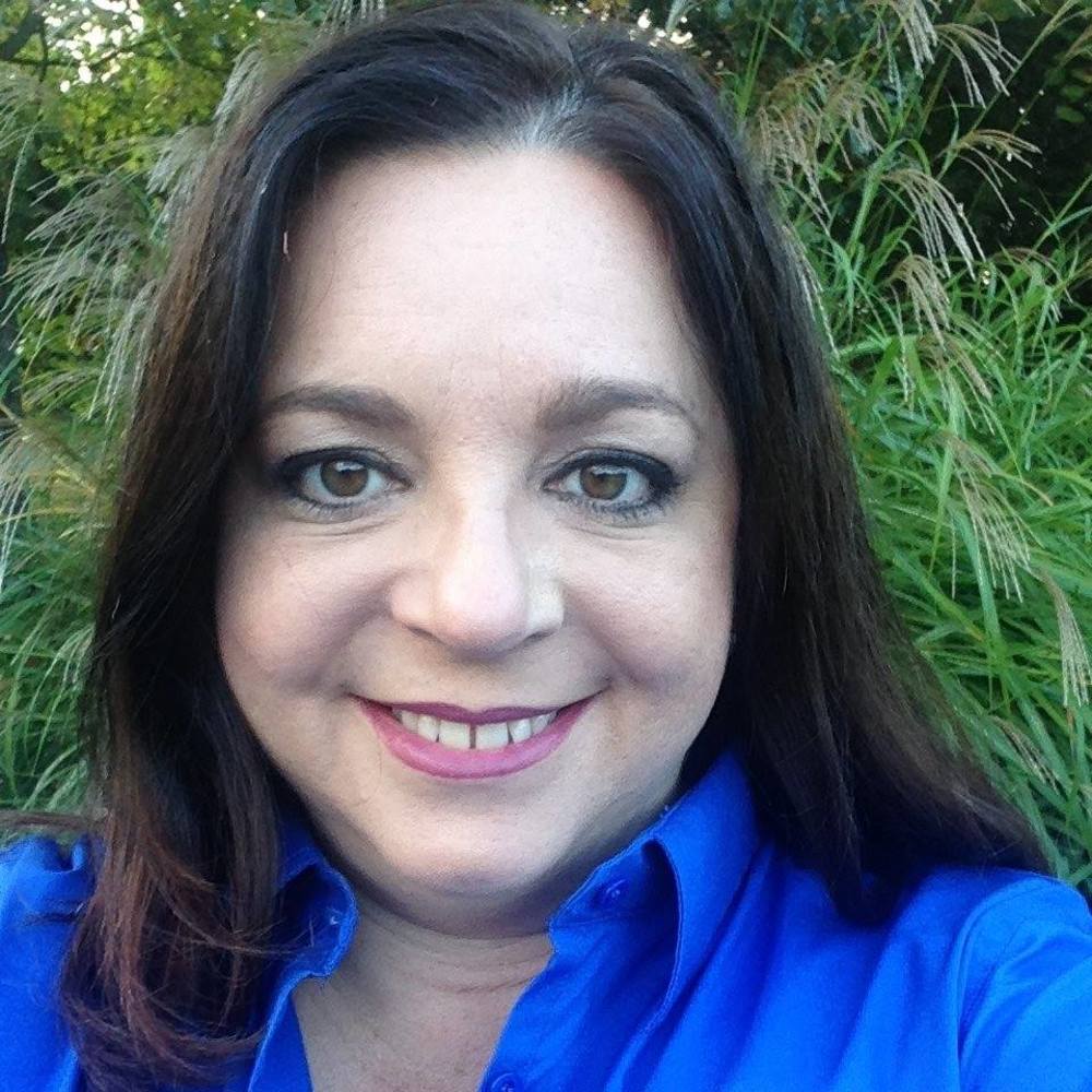 Meet your Posher, Julie