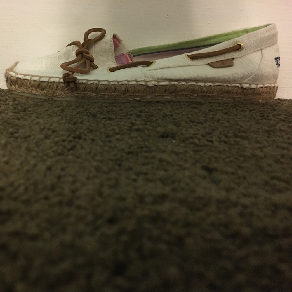 Sperry's - Picture 3 of 4