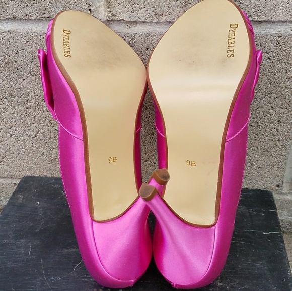 Dyeables Satin Pink Bow Shoes - Picture 4 of 6