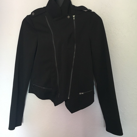 Black jacket - Picture 3 of 3