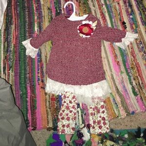 Cute 4T outfit (sweater and pants)