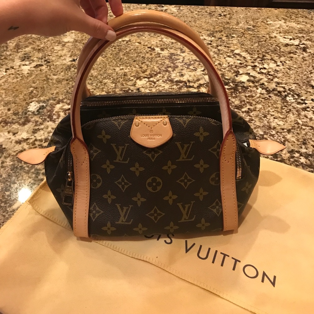 Louis Vuitton authentic small handbag