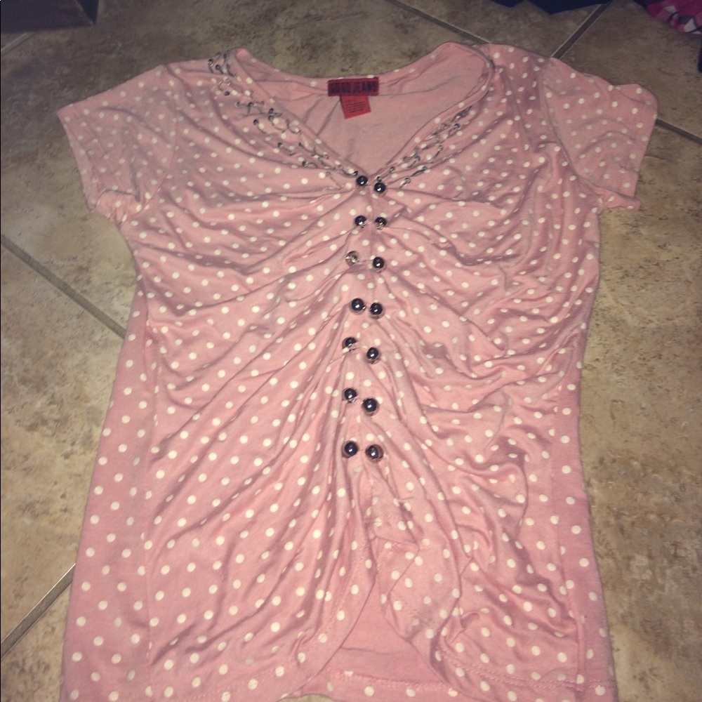 pink  comfy strechy shirt has buttons and sequins