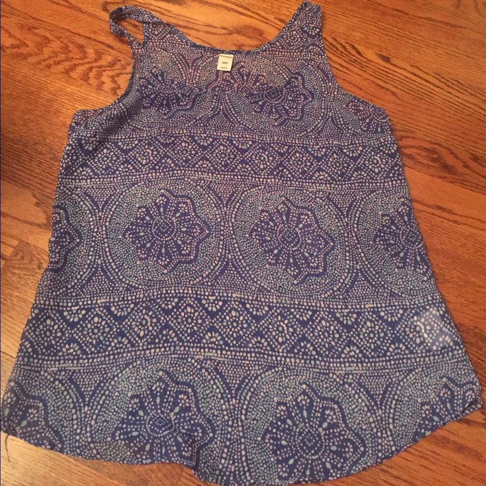 Old navy tank top!