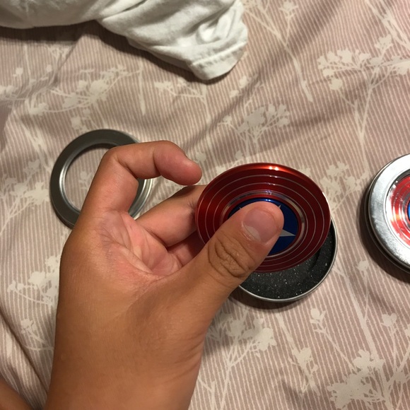 Fidget spinner - Picture 3 of 3