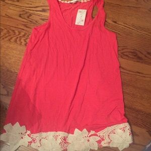 Floral tank NWT
