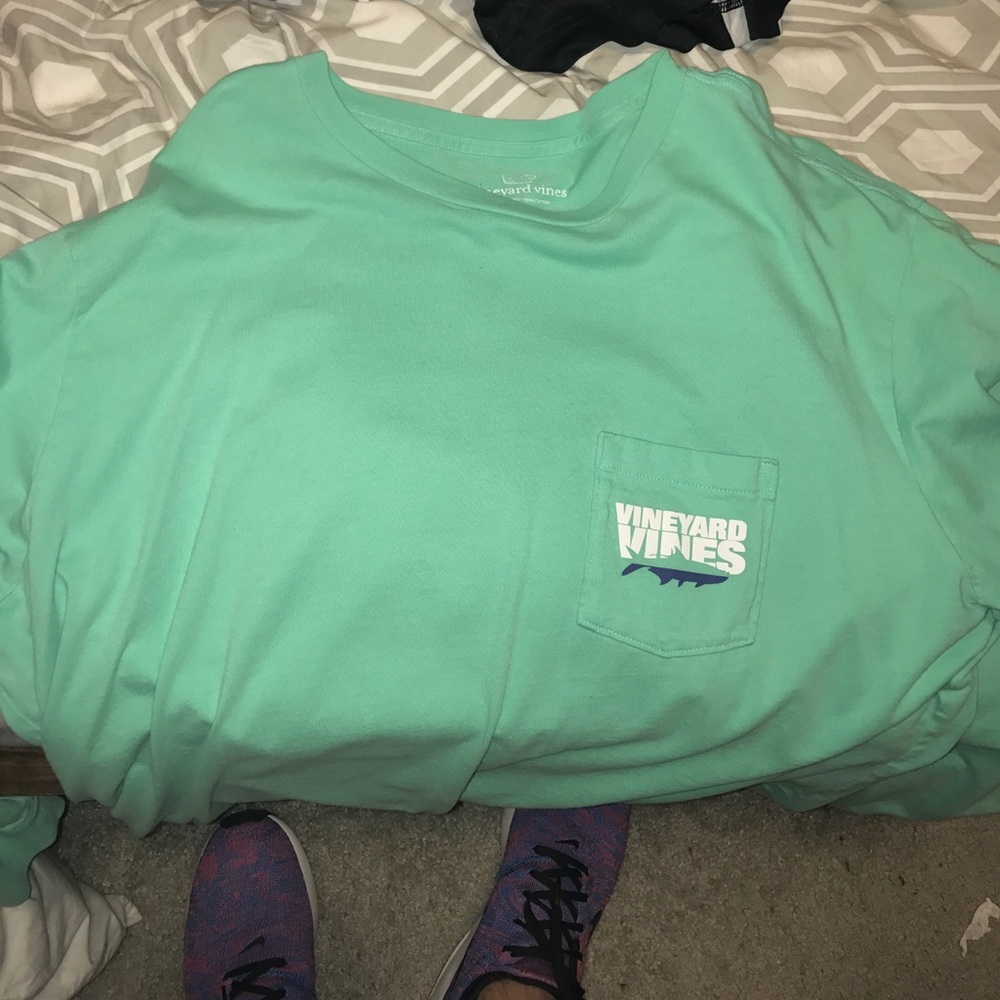 Seafoam Vineyard Vines long sleeve shirt