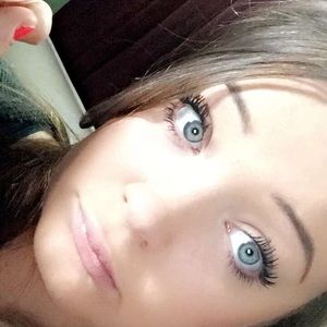 Meet your Posher, Kaitlin