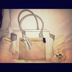 Large Coach Handbag in Grey, White, Yellow Detail