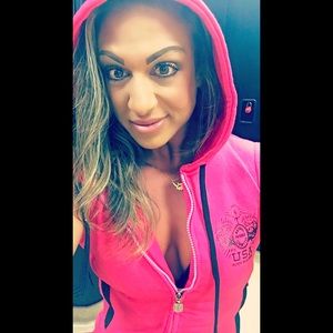 Meet your Posher, Christina