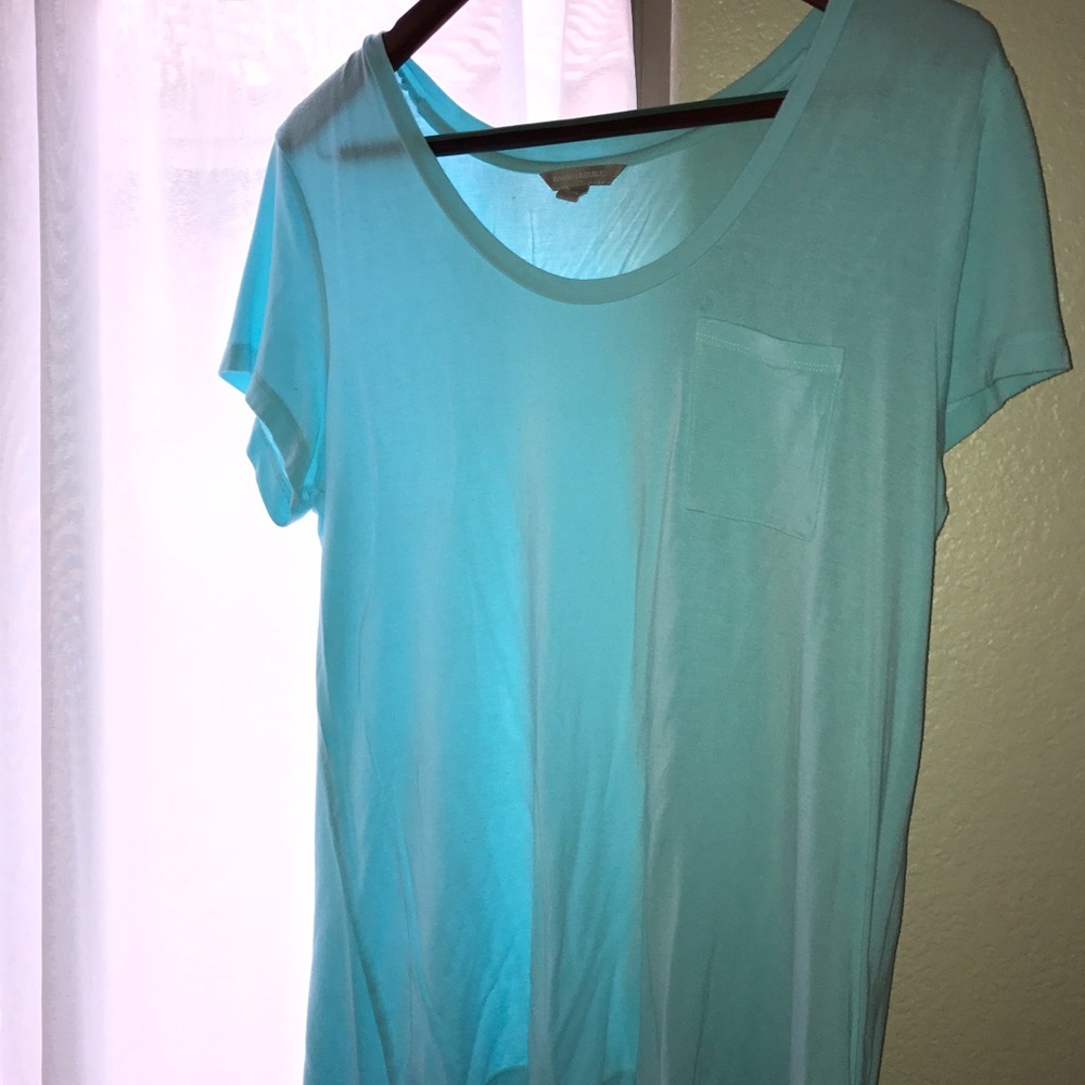 Banana Republic blue tee