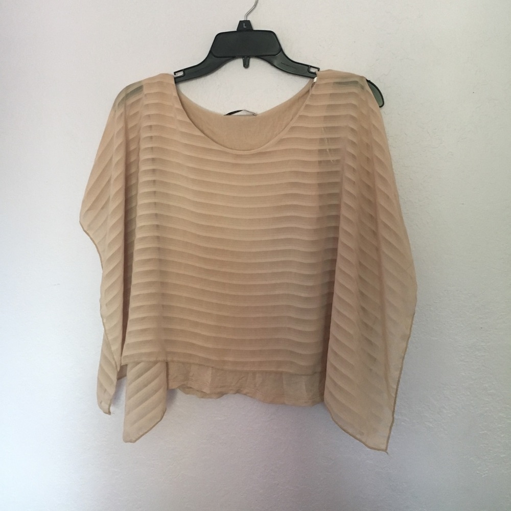 Nude flowy blouse